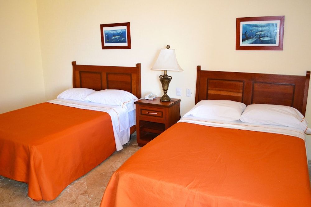 Standard Room, Ocean View, Poolside