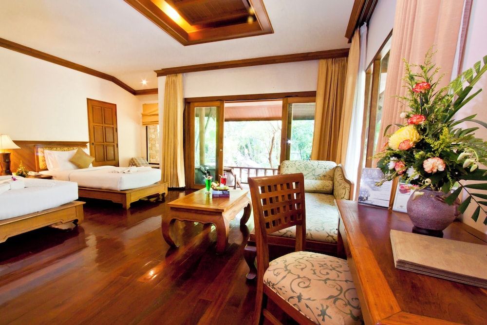 Sand Sea Resort