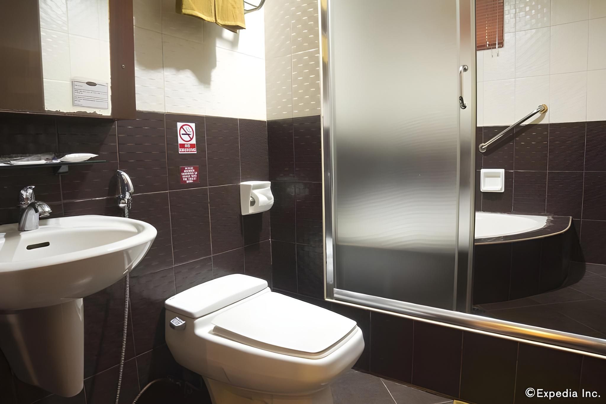 undefined Casa Bocobo Hotel 5