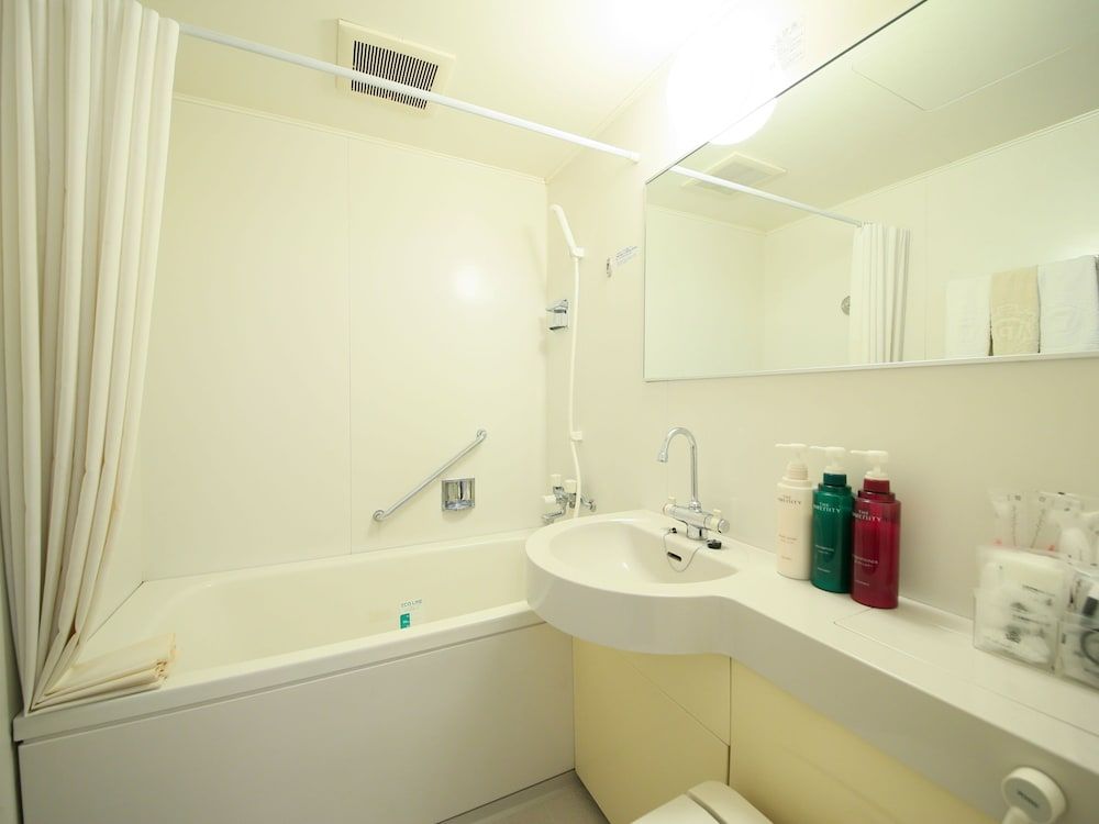 APA Hotel Tokyo Itabashi Ekimae Semi Double Room, Non Smoking 3