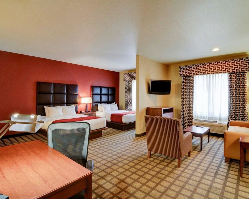 Suite, Multiple Beds, Non Smoking