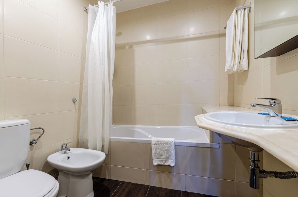 Hotel DAH - Dom Afonso Henriques Double or Twin Room 9