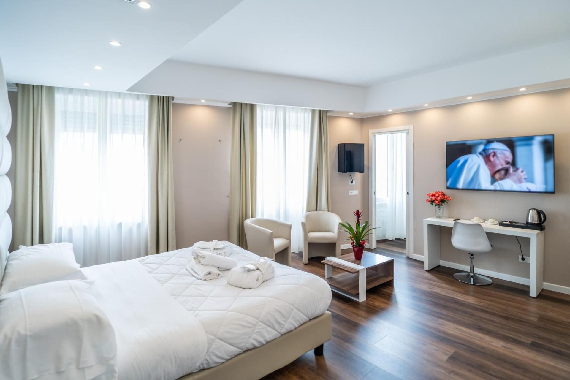 Deluxe Junior Suite