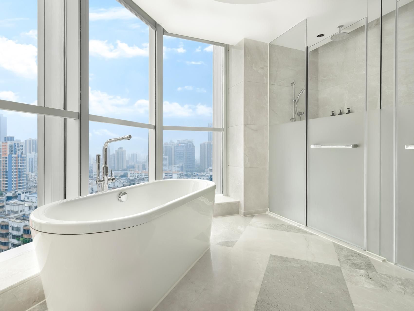 Club lounge access, 1 Bedroom Suite, 1 King