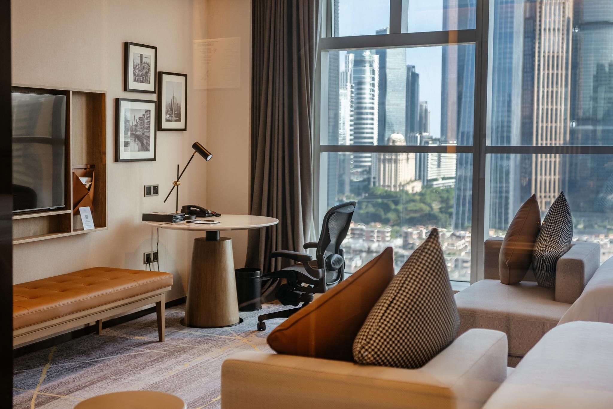 Guest Room, 2 Twin, High Floor