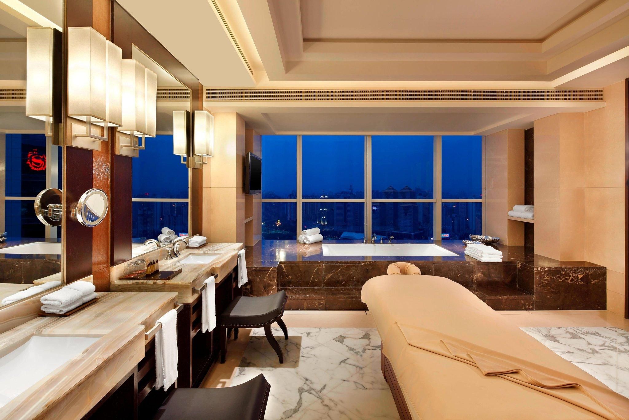 Club lounge access, 1 Bedroom Presidential Suite, 1 King