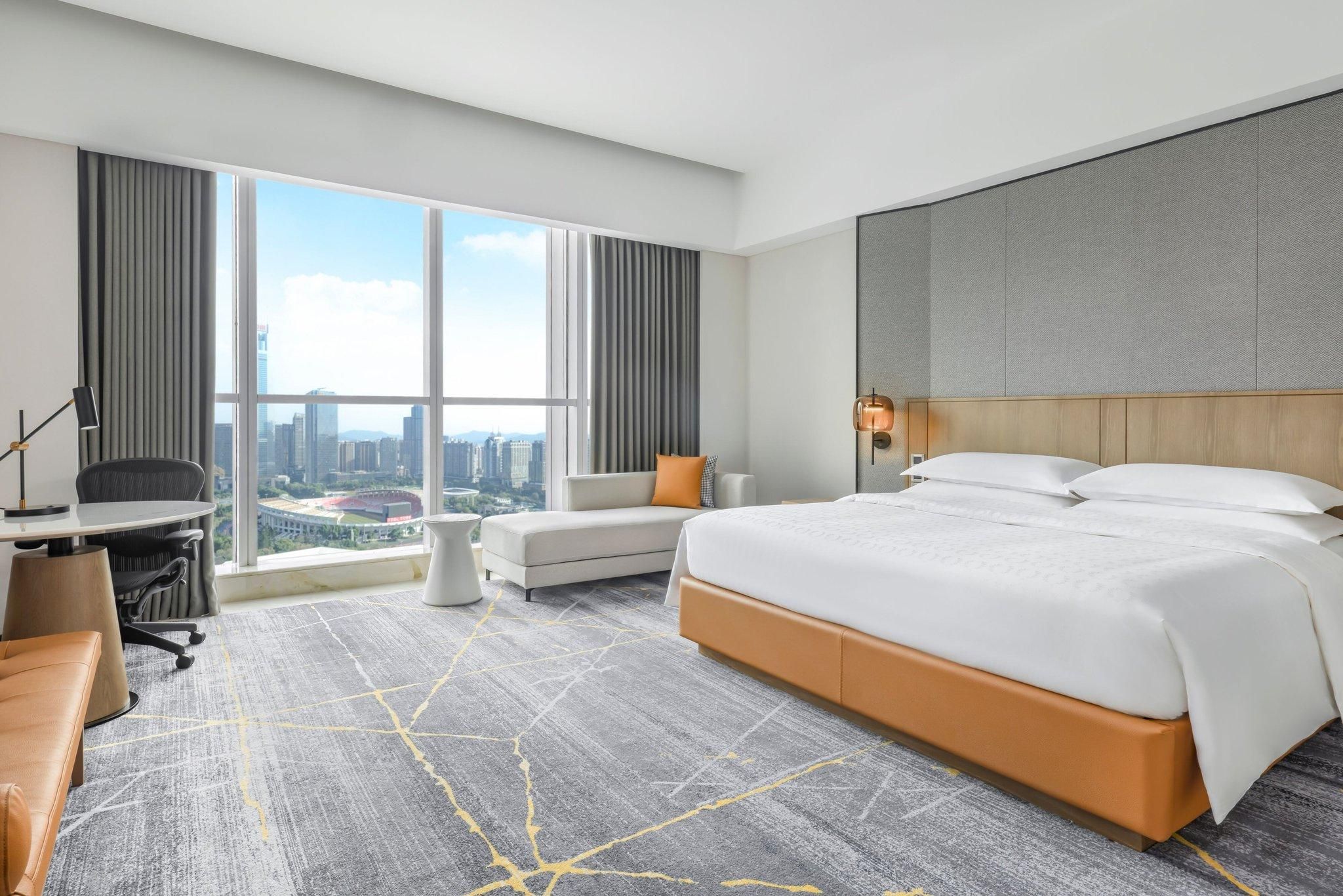 Guest Room, 1 King, Tianhe Stadium View