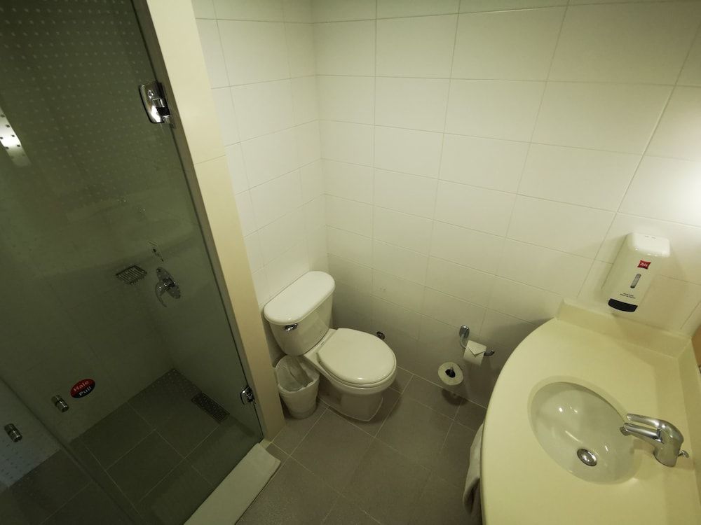 ibis Bogota Museo Standard Room, 1 Double Bed 5