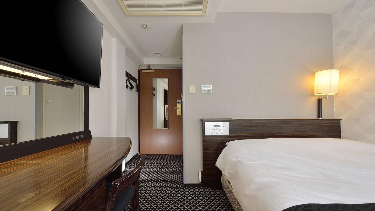 Small Double Bed Non Smoking
