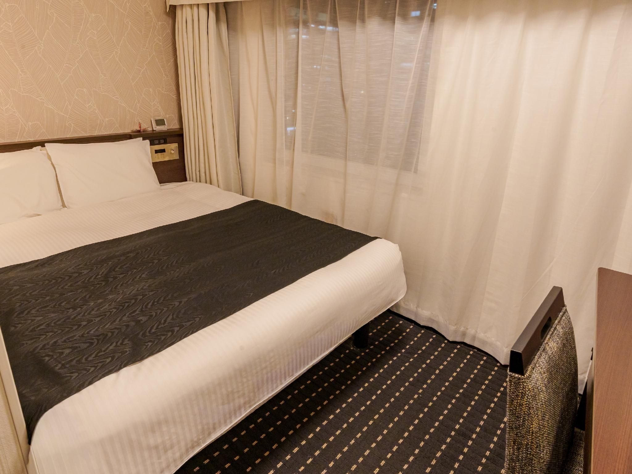 Smoking allowed Double [Double room] [Smoking]