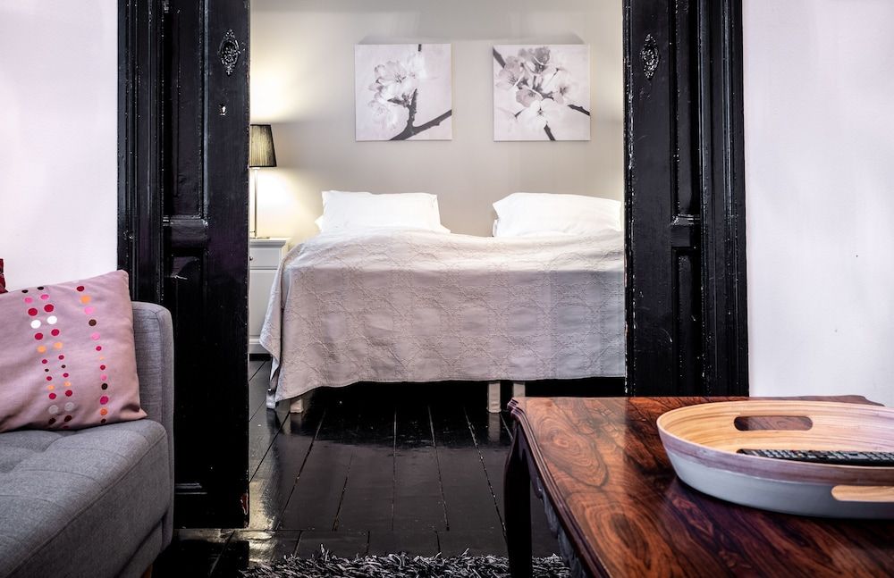 Luna Apartments Standard Apartment, 2 Bedrooms 4