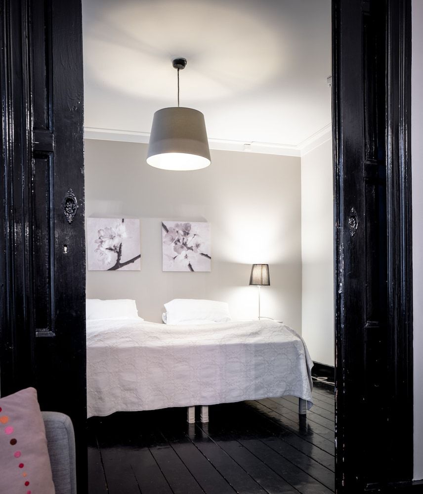 Luna Apartments Standard Apartment, 2 Bedrooms 3