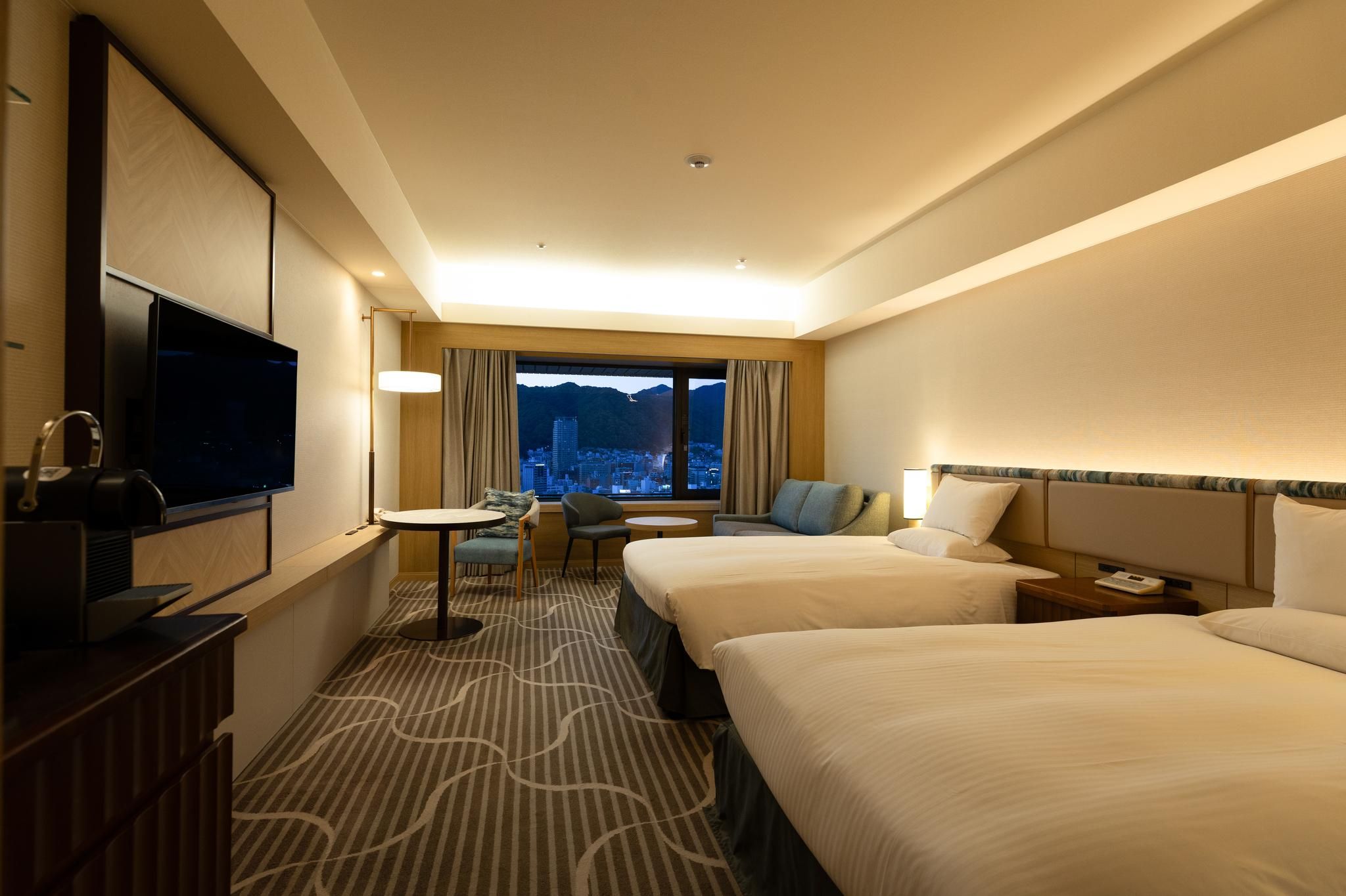 28th-33rd Sky View Floor Deluxe Twin Room - Non-Smoking