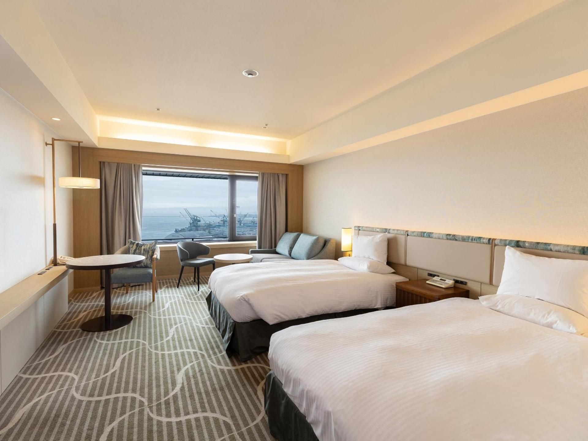 28th-33rd Sky View Floor Deluxe Twin Room - Non-Smoking