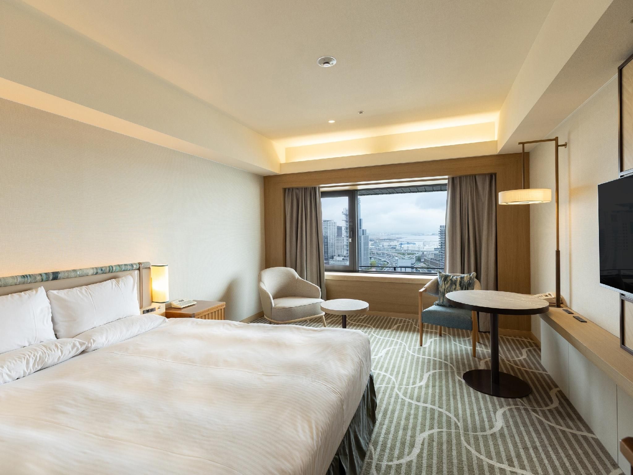28th-33rd Sky View Floor Standard Room - Single Use, Non-Smoking