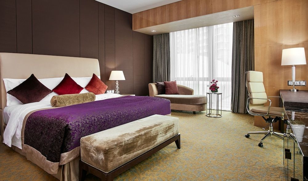 Junior Suite, 1 King Bed, Club Lounge Access (Kids Theme)
