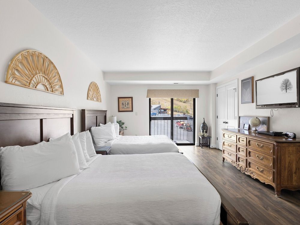 2 Bedroom Condominium