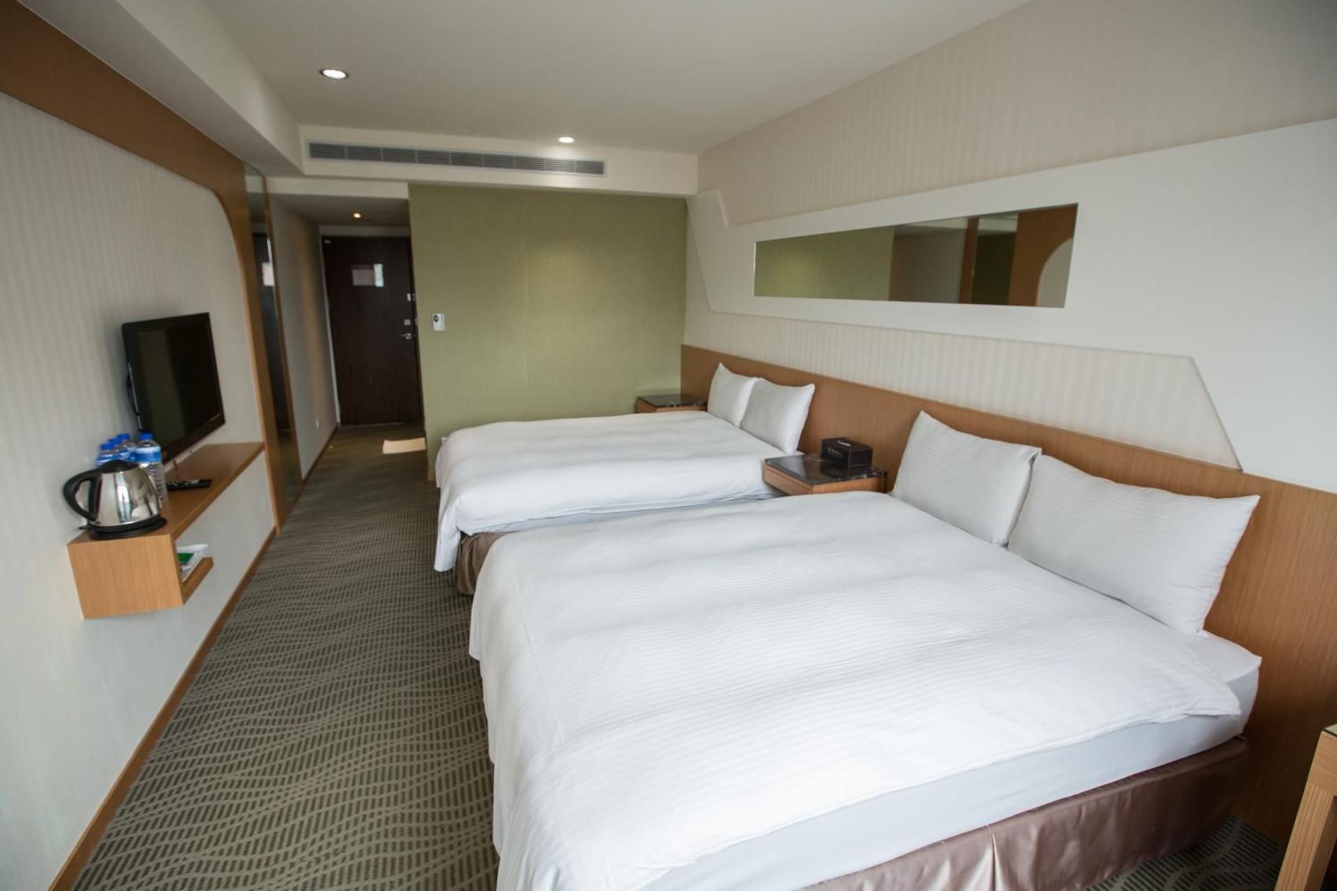 Deluxe Quadruple Room