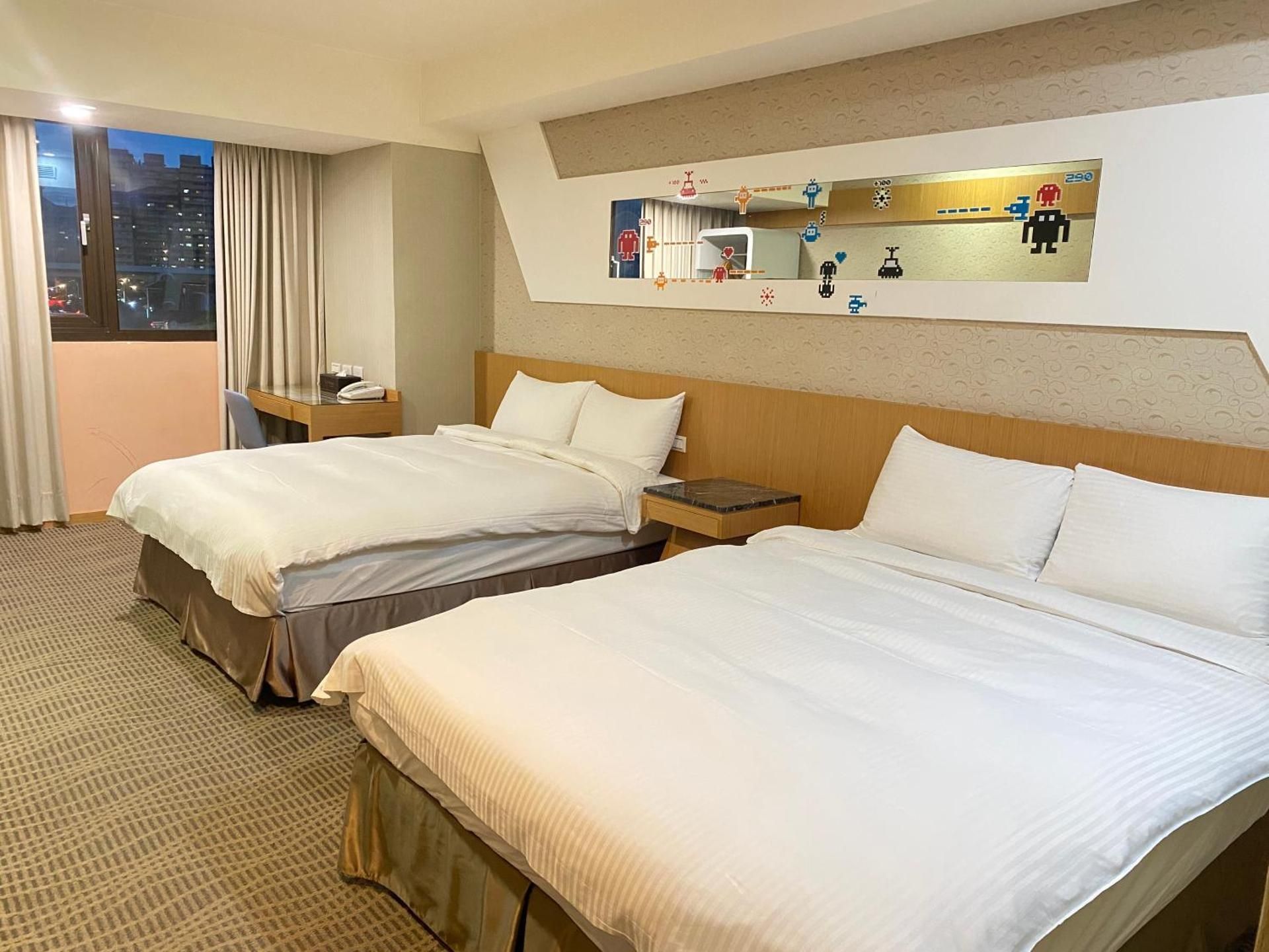 Deluxe Quadruple Room