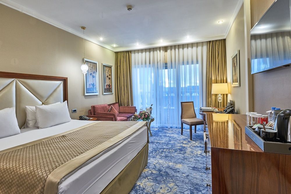 Premium Room, 1 King Bed