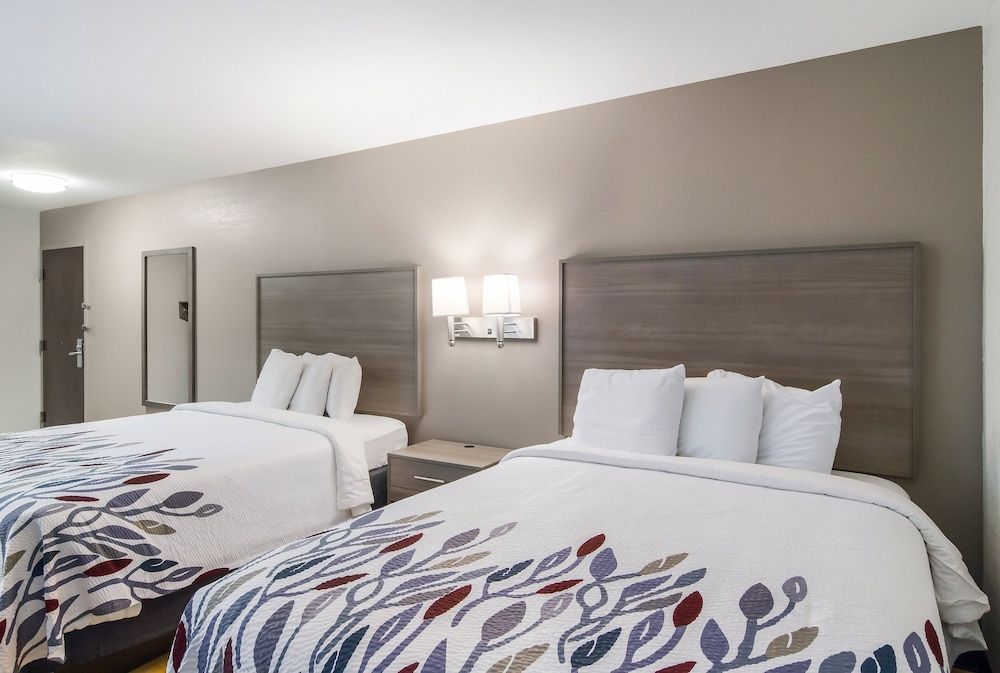 Deluxe Room, 2 Queen Beds, Accessible, Non Smoking (Roll-In Shower)