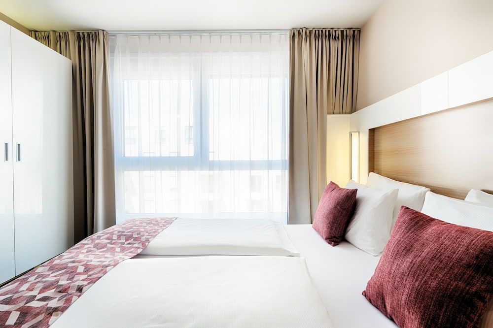 Best Western Plus Welcome Hotel Frankfurt Superior Room, 1 Queen Bed 2