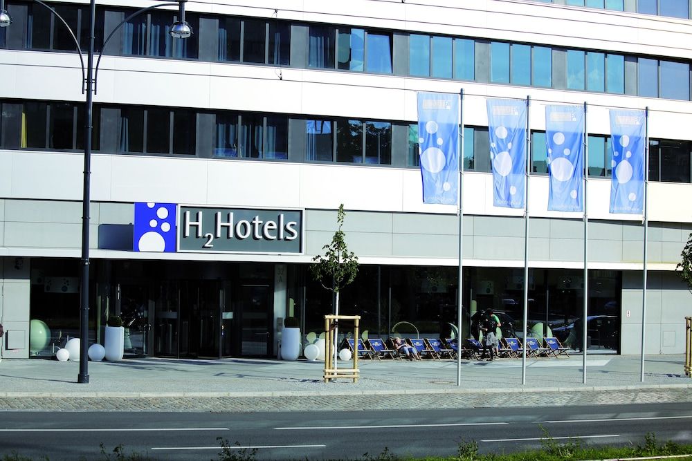 undefined H2 Hotel Berlin Alexanderplatz 4