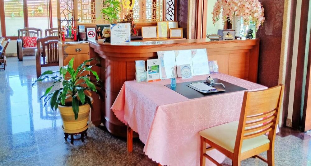 undefined Mei Zhou Phuket Hotel
