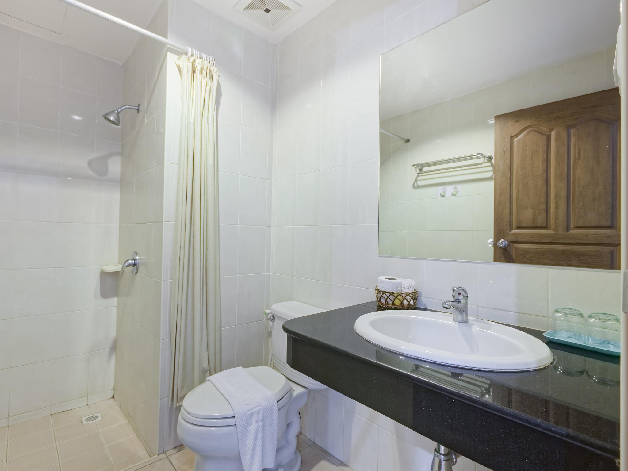undefined Mei Zhou Phuket Hotel 9