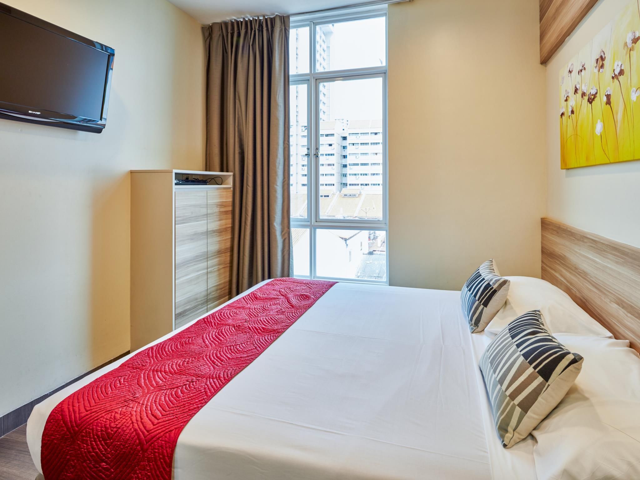 undefined Hotel 81 Dickson 3