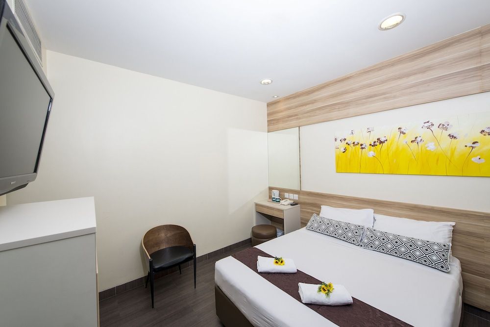 Hotel 81 Dickson Standard Room, 1 Queen Bed