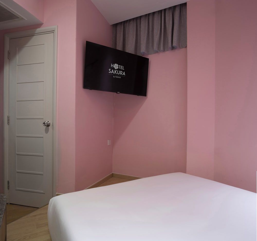 Hotel Sakura by Venue Standard Room, 1 Queen Bed 7