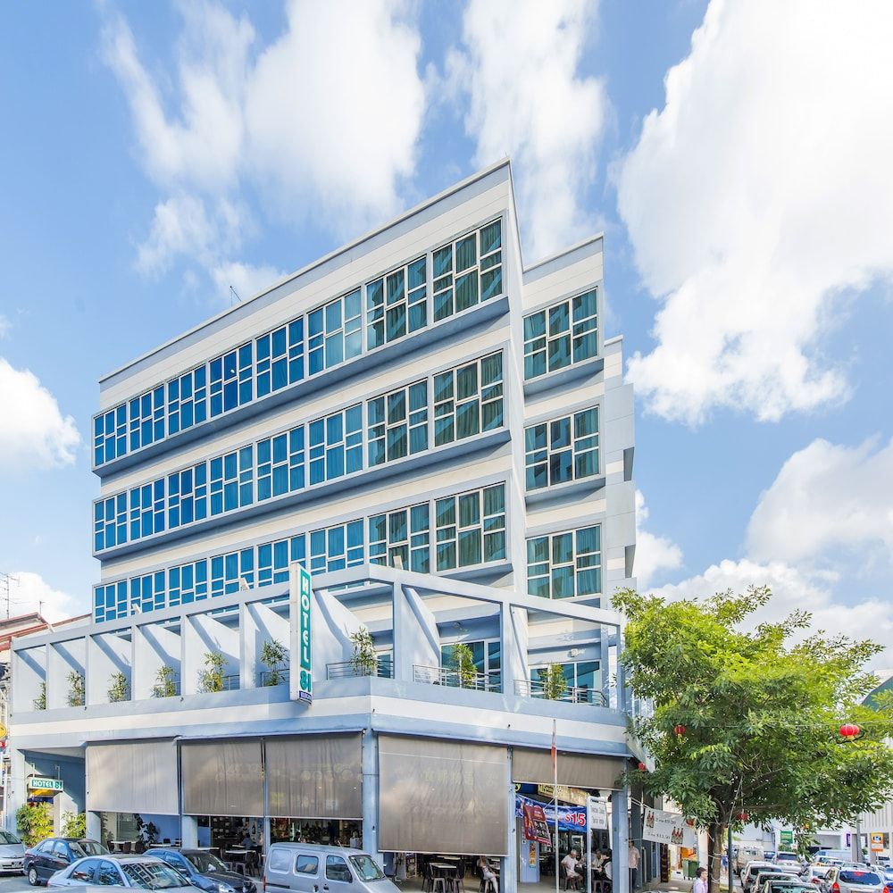 undefined Hotel 81 Elegance