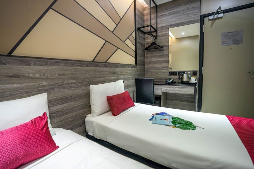 Hotel 81 Orchid Standard Twin