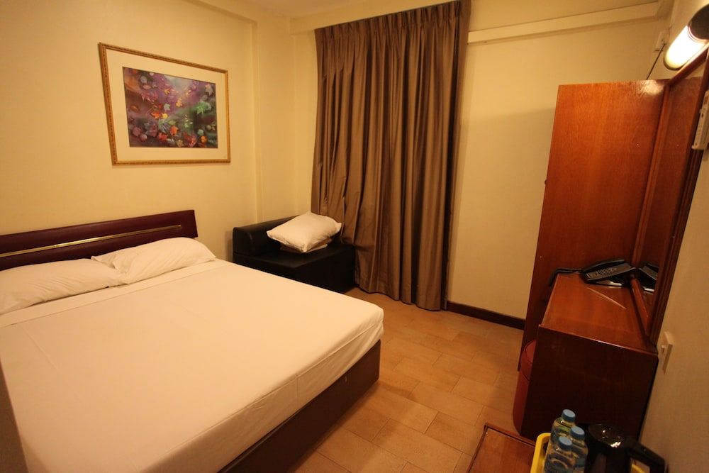 Hotel 81 Geylang Standard Room, 1 Queen Bed 5