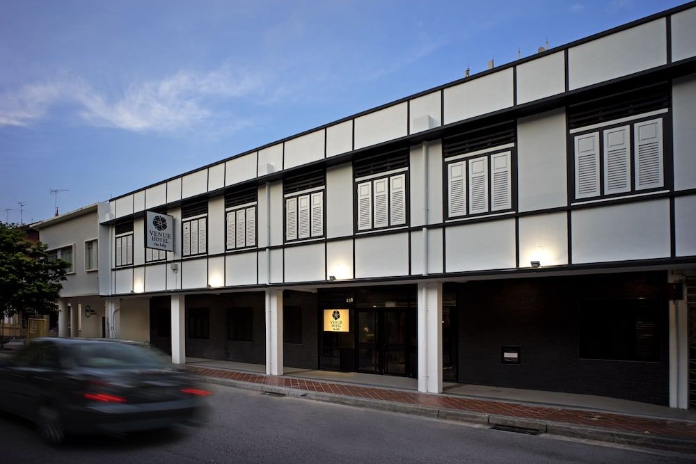 undefined Venue Hotel - The Lily 6