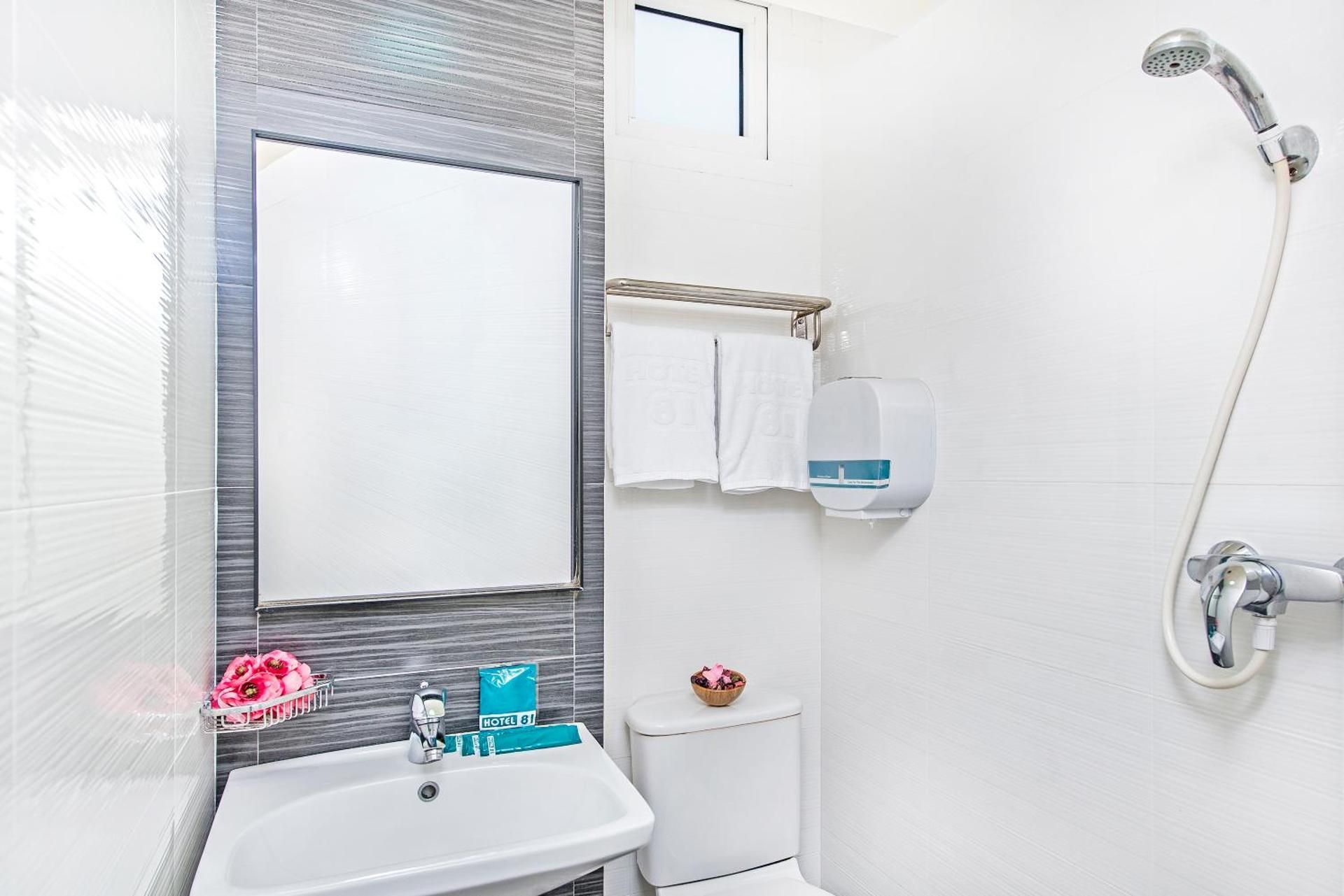 undefined Hotel 81 Selegie 9