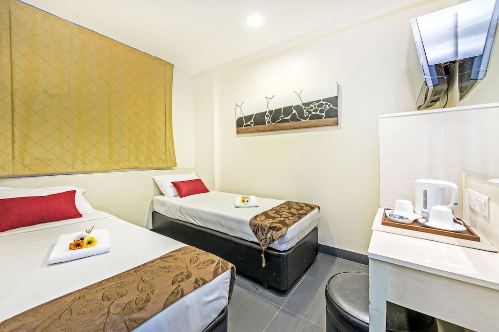 undefined Hotel 81 Selegie 2