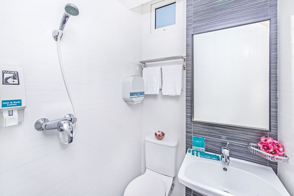 undefined Hotel 81 Selegie 4