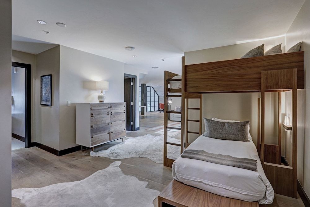 Penthouse, 5 Bedrooms, Mountain View