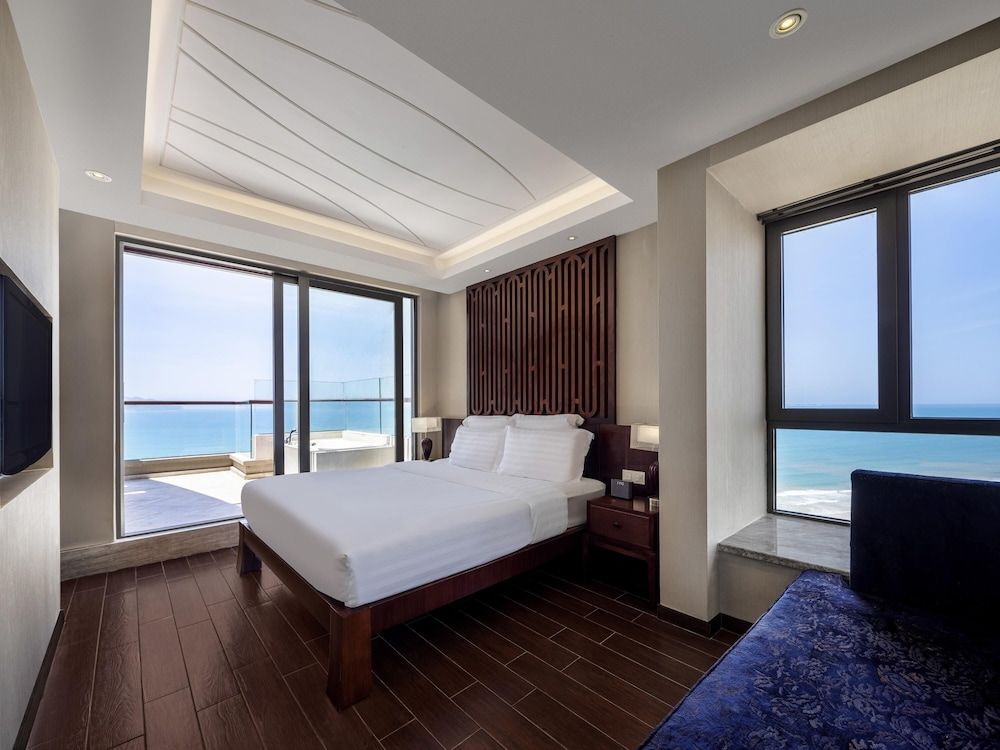 Family Suite, Multiple Beds, Garden View