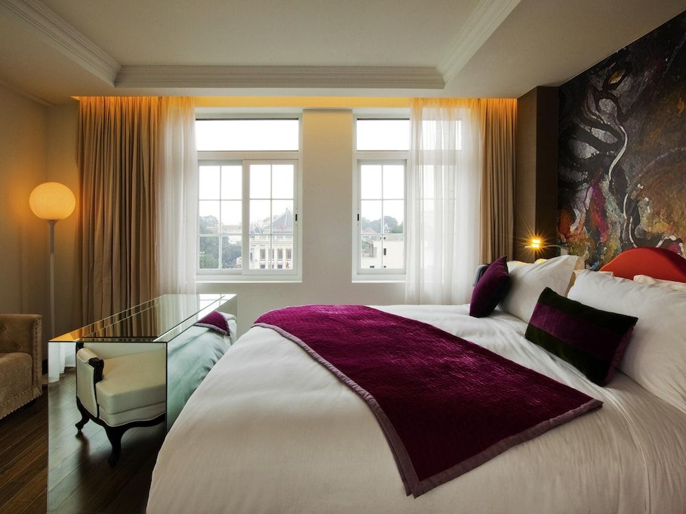 Suite, 1 King Bed (L'Opera. Opera House View)