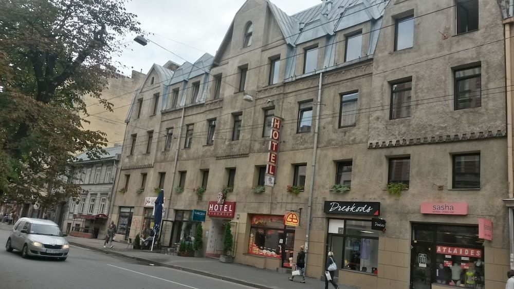 undefined A1 Hotel 5