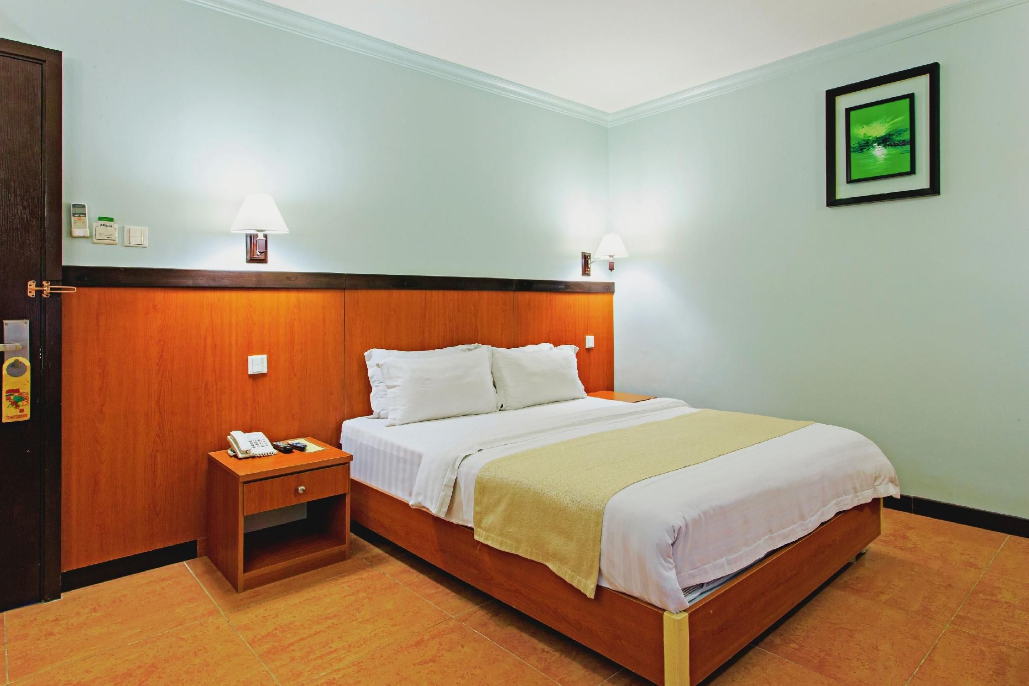 Queen Room