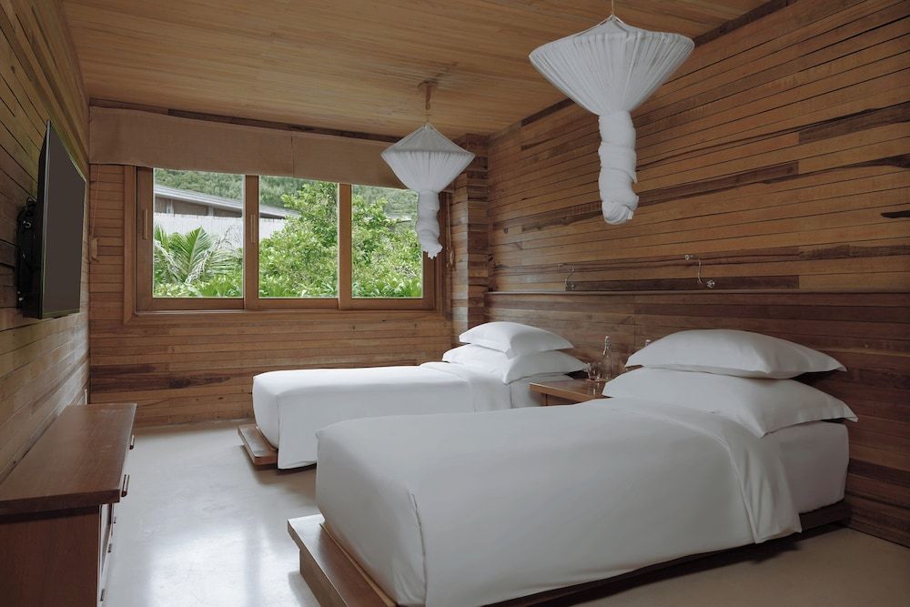 Ocean View 3 Bedrooms Pool Villa