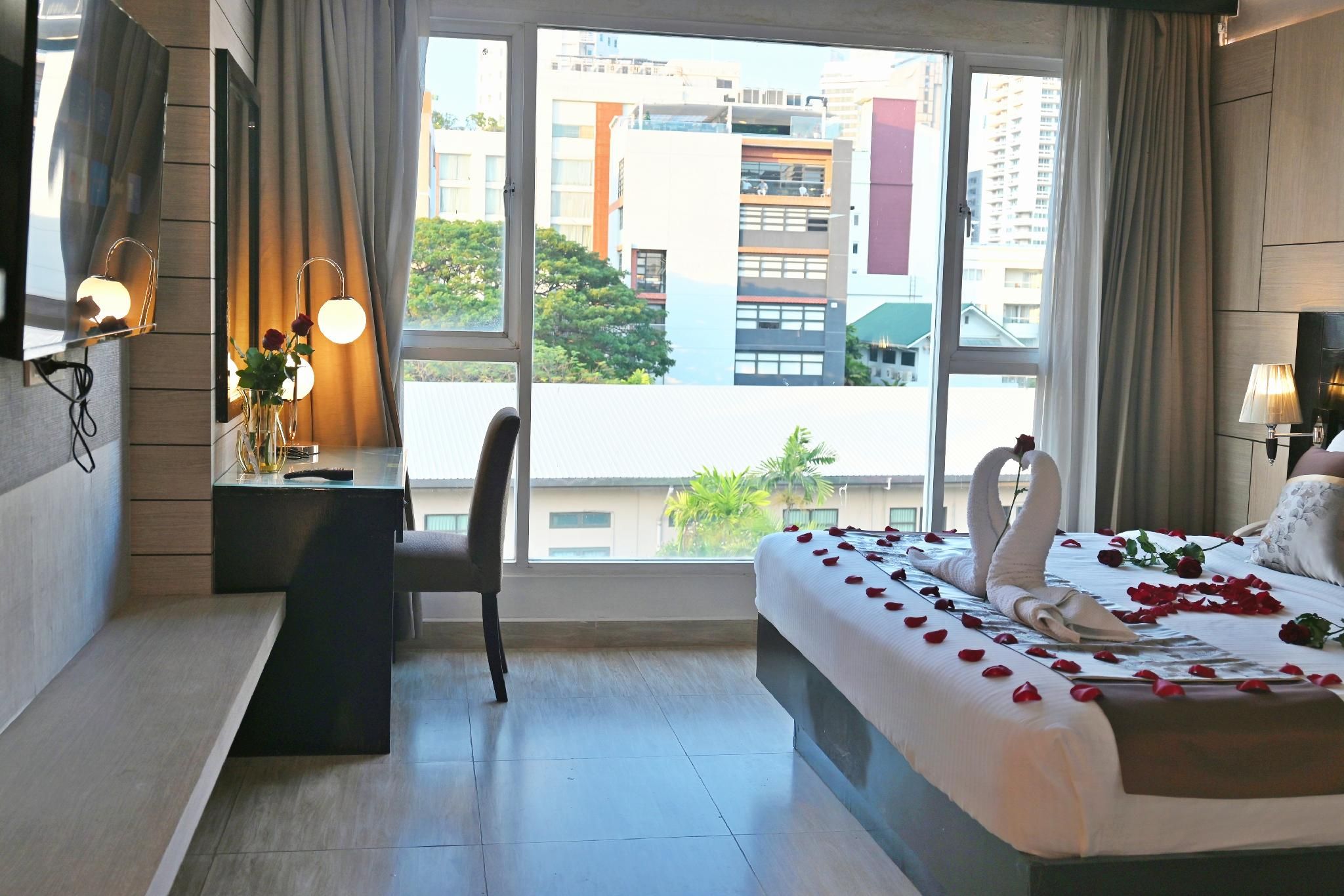 Two Connecting Deluxe Rooms
