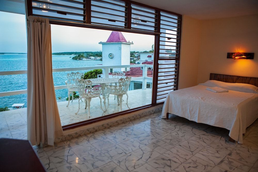 Hotel Laguna Bacalar Double Room Lagoon View with Air Conditioning 3