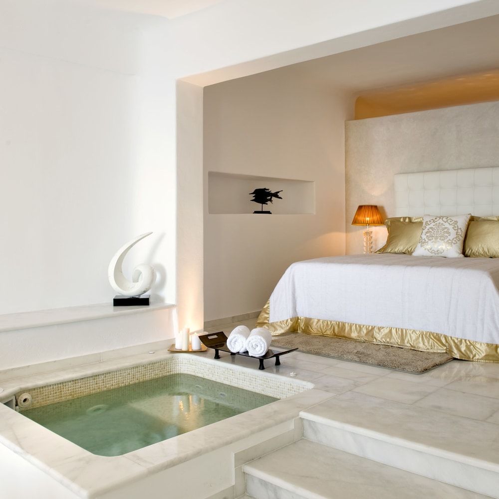 Private Spa Tub