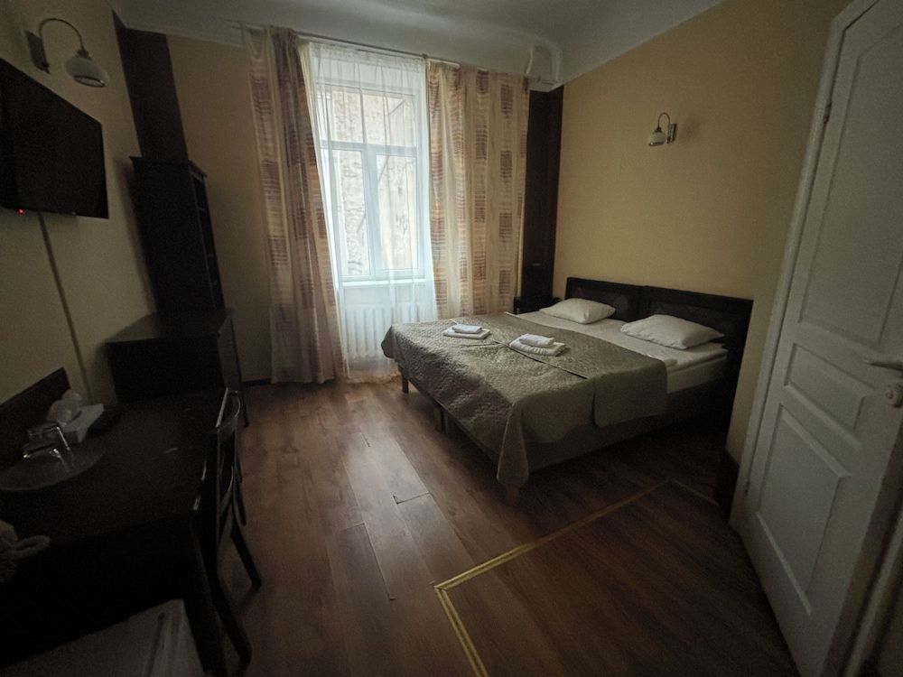 Viktorija Hotel Double Room 41
