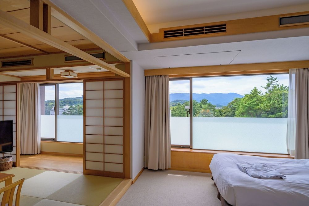 Twin Room with Japanese Tatami Room(Dinner: Japanese Washoku), Non Smoking, 56sqm